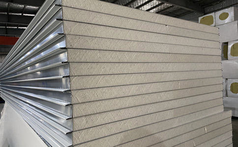 夾芯板廠家如何保證玻鎂夾芯板的質量呢？